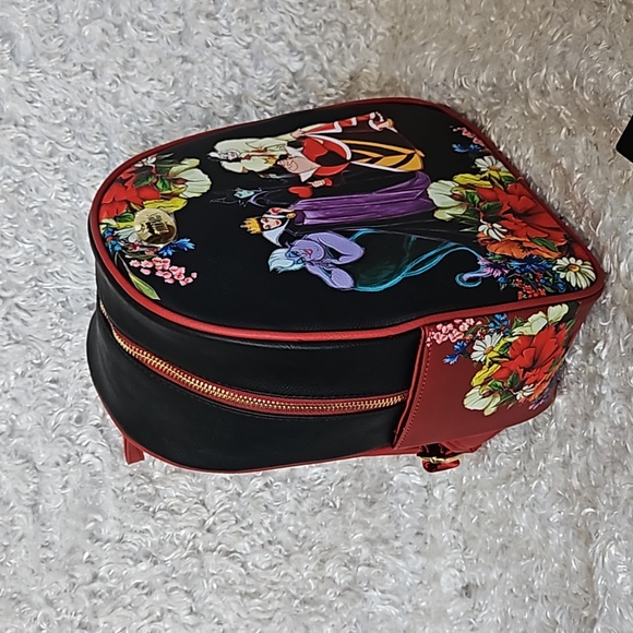 NWT Disney Villains mini backpack and cardholder - Picture 12 of 16